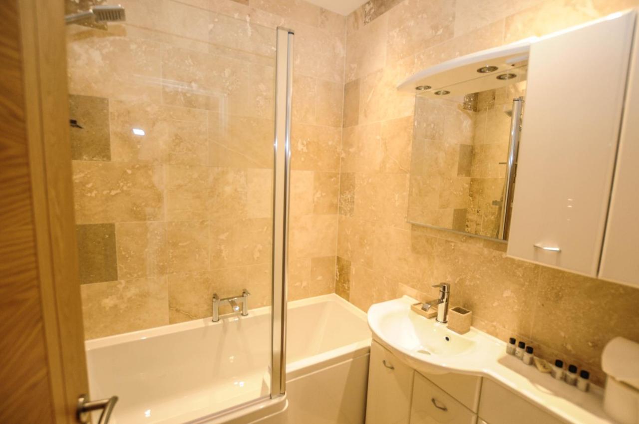 Midland Way Apartments From Your Stay Bristol Thornbury  Eksteriør billede